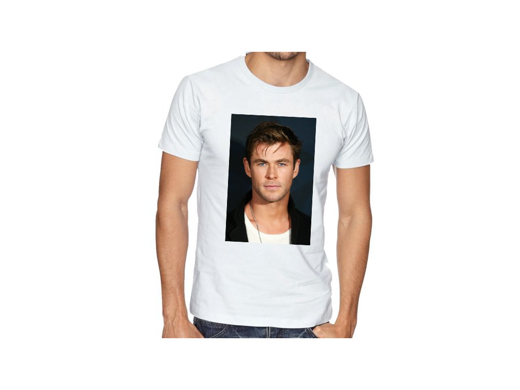 2792_P_nsk__tri_ko_Chris_hemsworth_MAIN