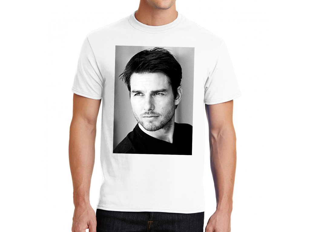 15141_P_nsk__tri_ko_Tom_Cruise_MAIN