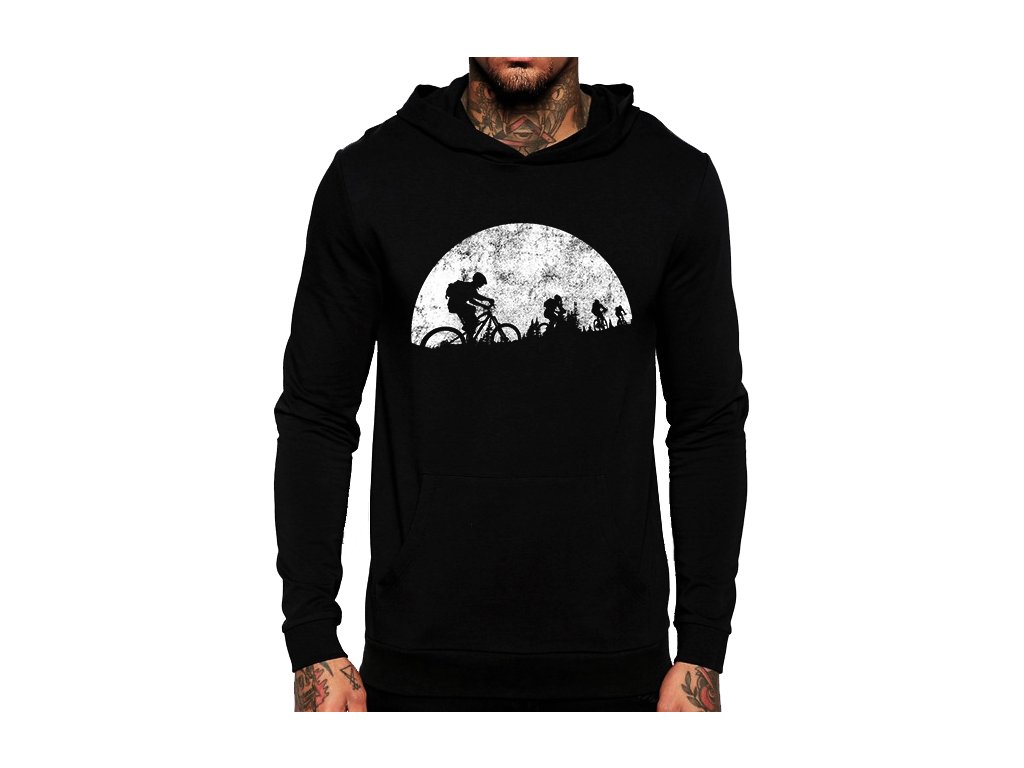 Sveter Moon Ride Cycling